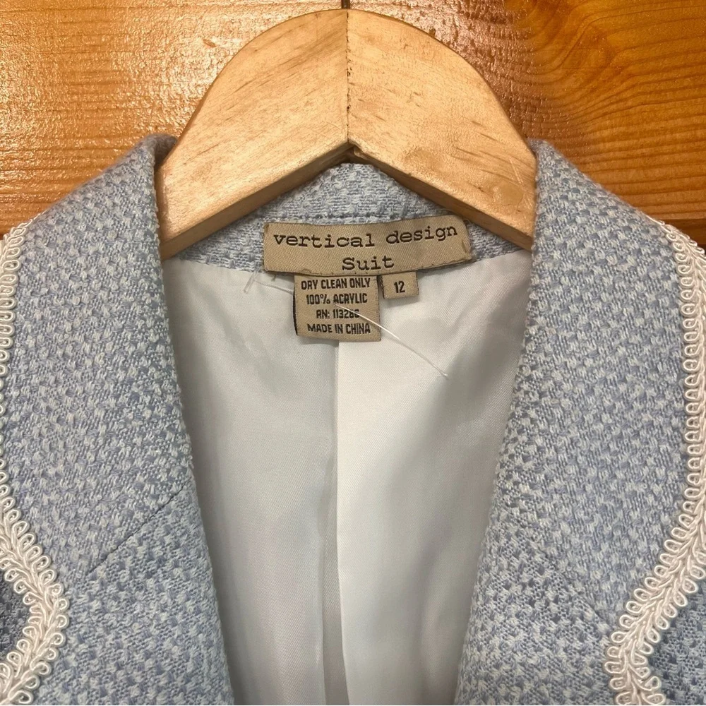Vertical Design Collared 3 buttons Lined Blue White Long Sleeve Blazer 12